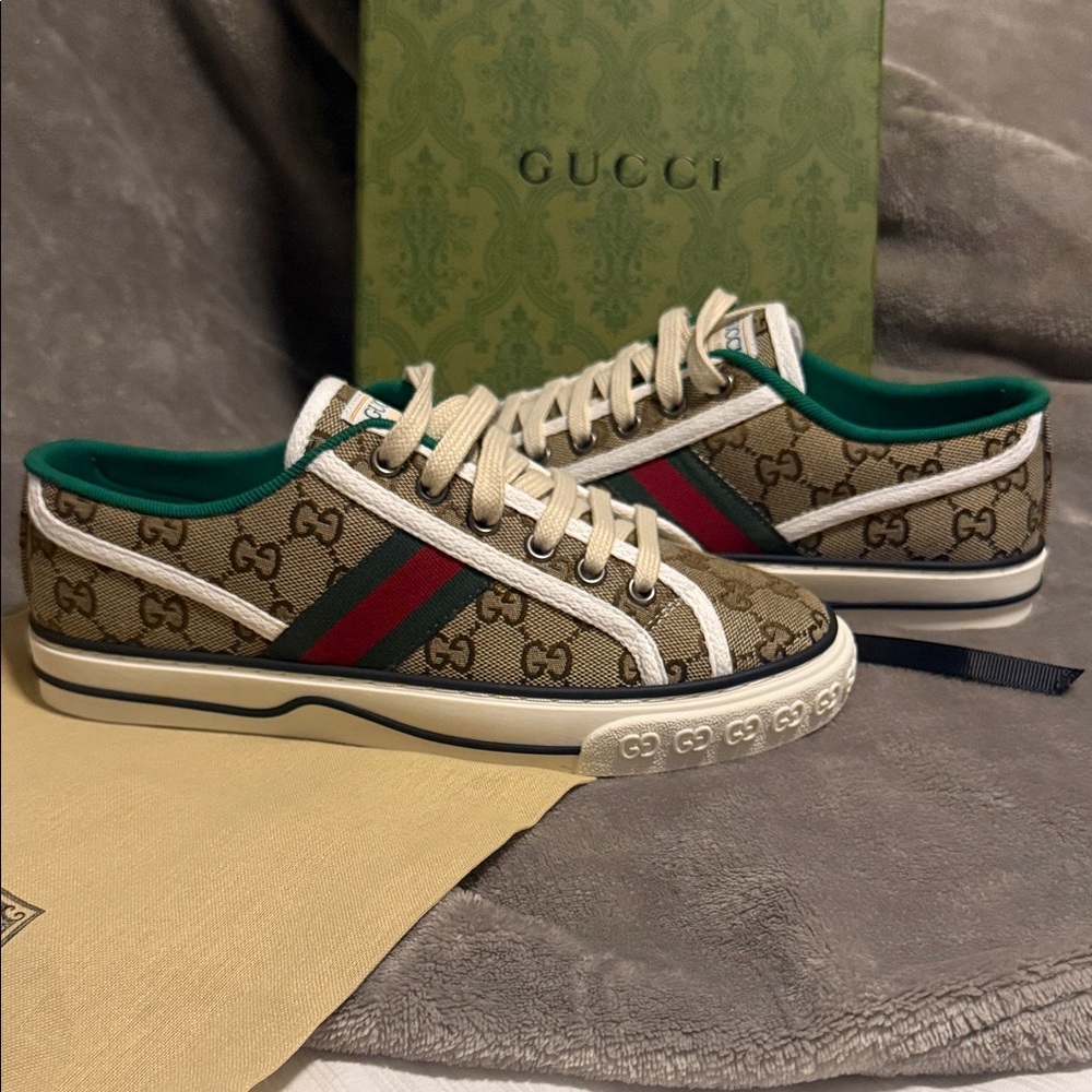 Gucci Men's Brown Sneakers with Red and Green Stripes